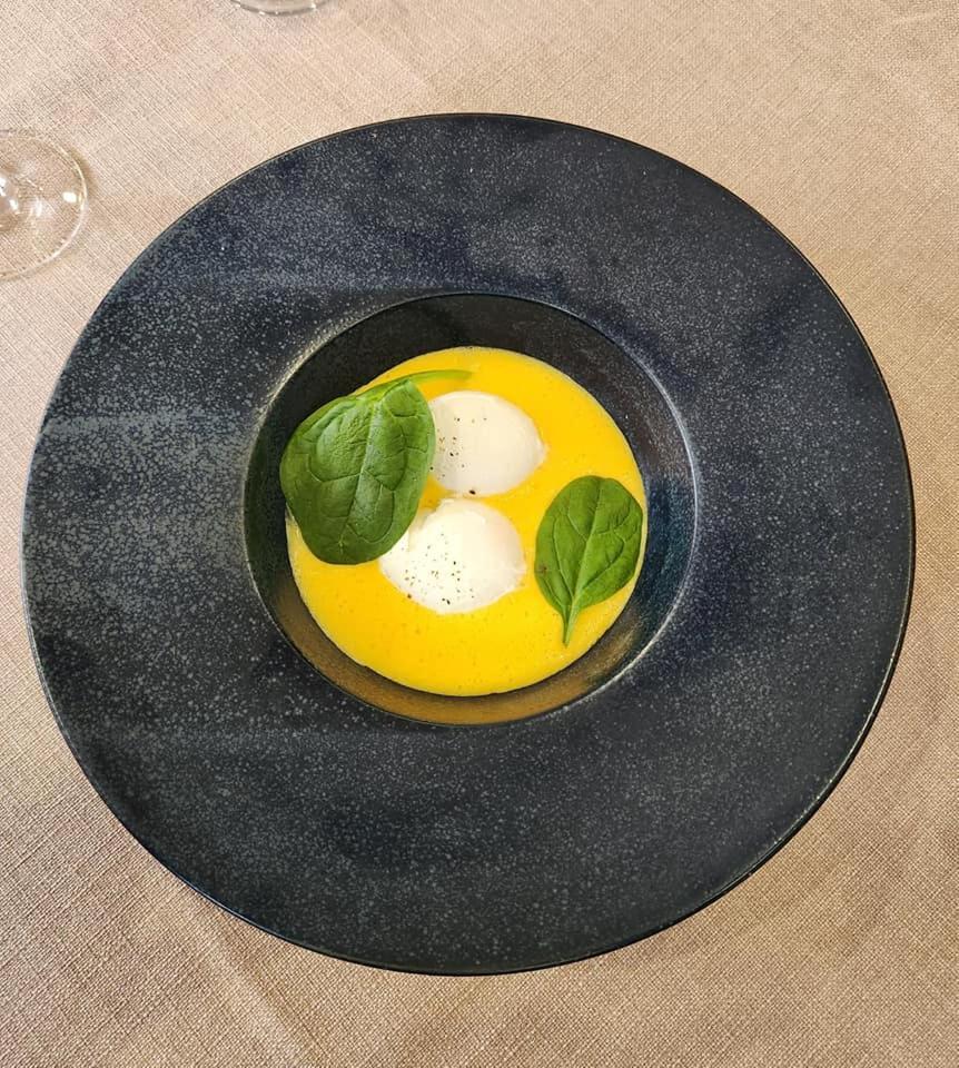 Logis Hotel & Restaurant Le Soleil D'Or Montigny-la-Resle Dış mekan fotoğraf